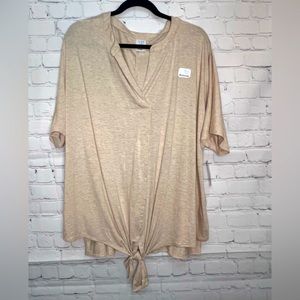 NWT SALE-FINAL MARKDOWN Time and Tru maternity shirt size XL